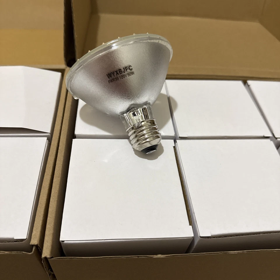 Par30 50w  light bulbs X2 6 pack - Image 3 of 3