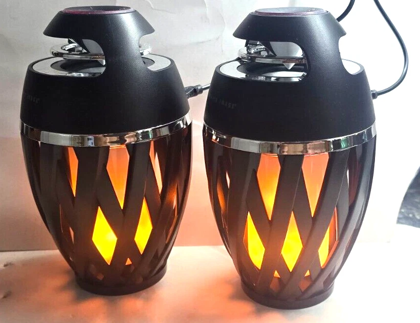 TikiTunes Portable Bluetooth 5.0 Indoor/Outdoor Wireless Speakers, LED Torch Atm - Image 4 of 4