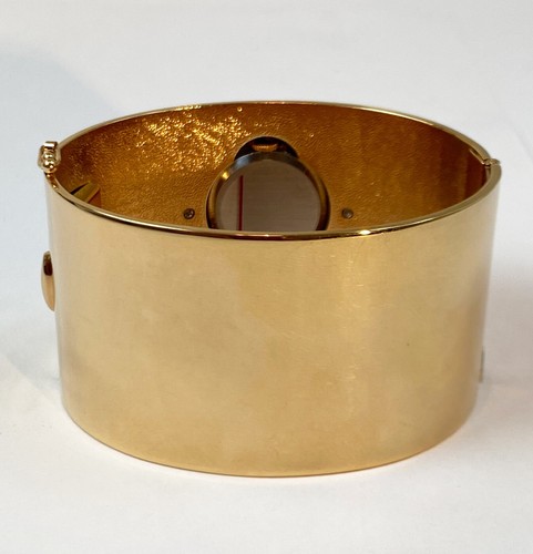 Pedre Women's Vintage Wide Gold-Tone Bangle Watch. Very Good condition. Works! - Picture 2 of 3