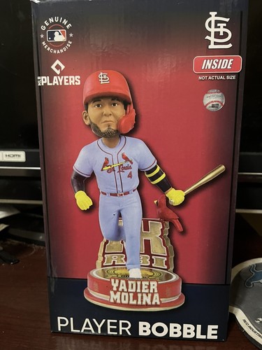 Yadier Molina St Louis Cardinals Milestone 1000 RBI Bobblehead NIB FOCO - Picture 2 of 9
