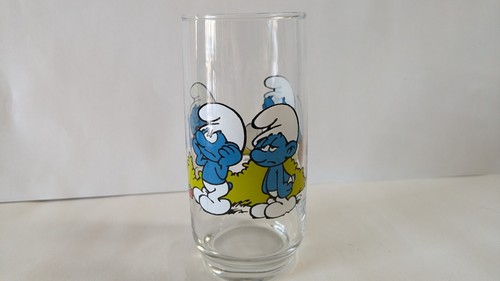 1982 glass brainy Smurf glass - Picture 3 of 6