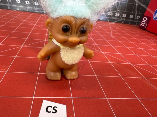 Muñeca Russ Troll de Colección 4” Mini Bebé Pascua CS - Imagen 3 de 6