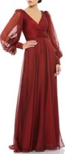 Mac Duggal a line illusion sleeve burgundy sz 6 gown MSRP 585$