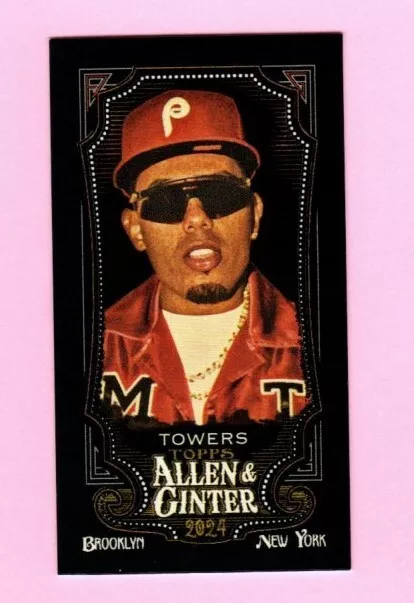 Myke Towers trading card