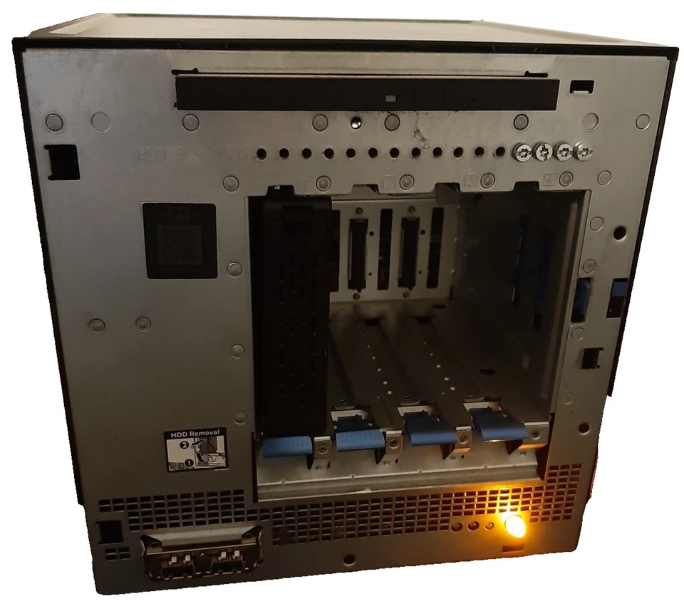 HP ProLiant MicroServer Gen10 DC Opteron X3421 2,1 GHz 32 GB 500 GB SSD - Immagine 2 di 4