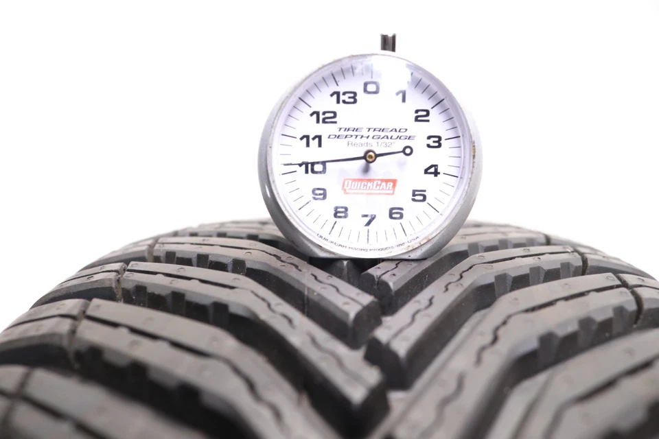 Michelin CrossClimate 2 205/65R16 usado - 95H - 10/32 Foto 3 de 4