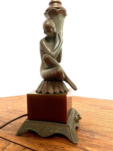 Antique c.1900’s Art Nouveau Bronze Cast Carnelian Base Female Nude Lamp