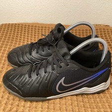 Nike Legend 10 Club IC Indoor Soccer Shoes Boys Size 5.5 Black Blue DV4343-040