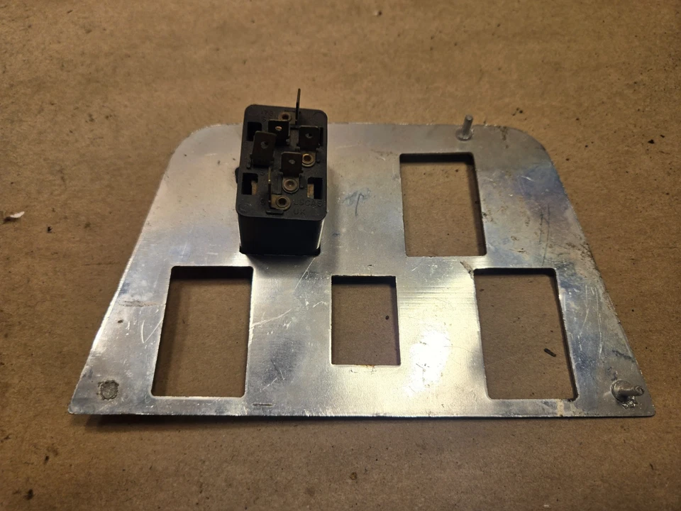 Panel de consola central interruptor ventana Jaguar XJ6 XJ12 BD42642 Foto 4 de 4