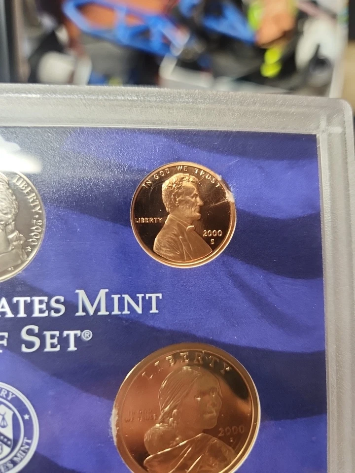 2000 S Proof Set Error. Partially Clipped Or Smashed Plancet. - Image 4 of 4