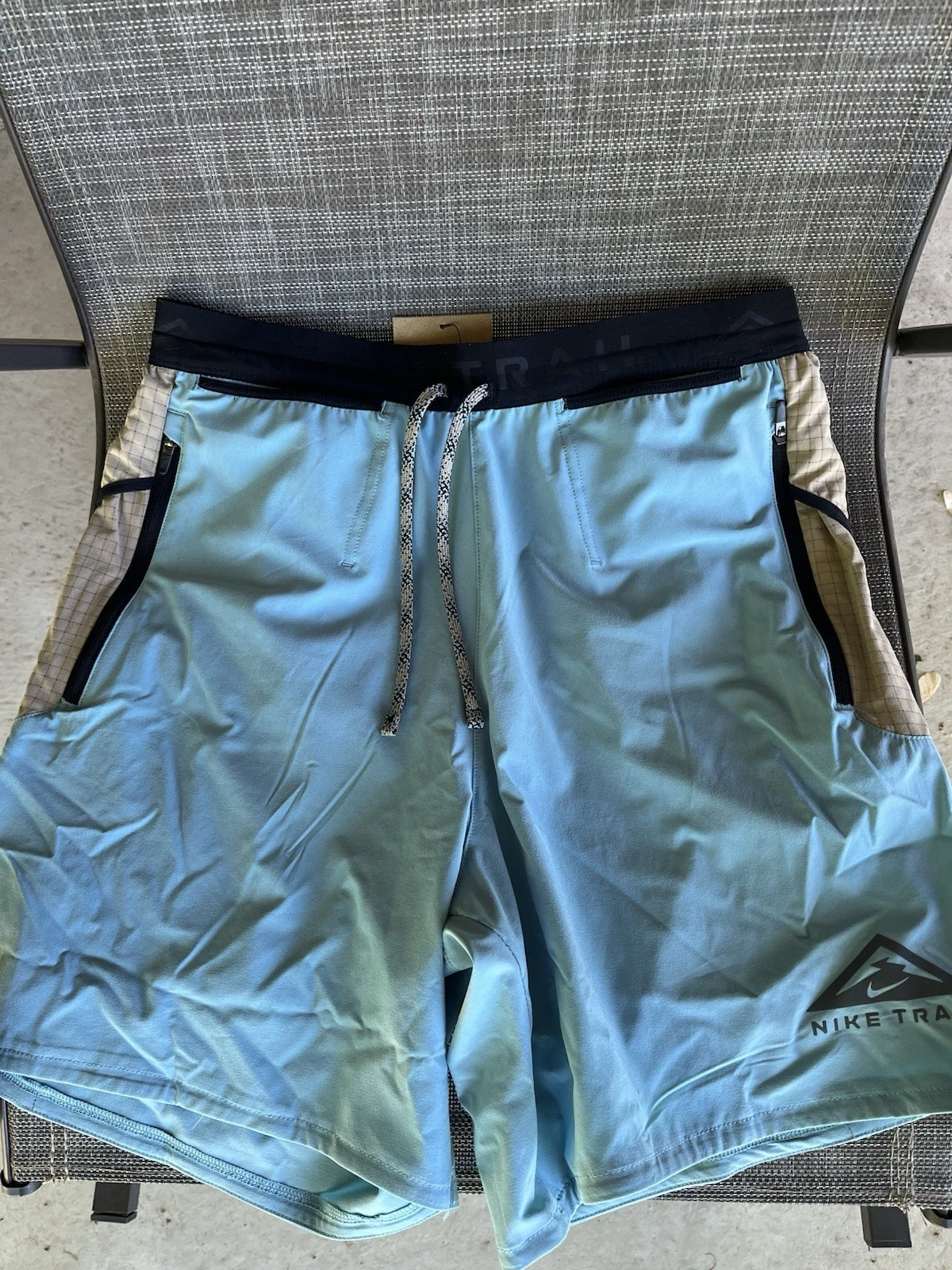 New Nike Trail Second Sunrise 7" Running Shorts FB4194-464 Mens Size Small Loose
Opens in a new wind