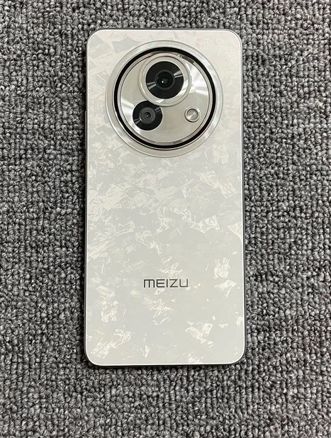 Meizu Lucky 08 5G 6.78" 108MP Snapdragon 7s  High quality camera phone 12+512 - Image 3 of 4