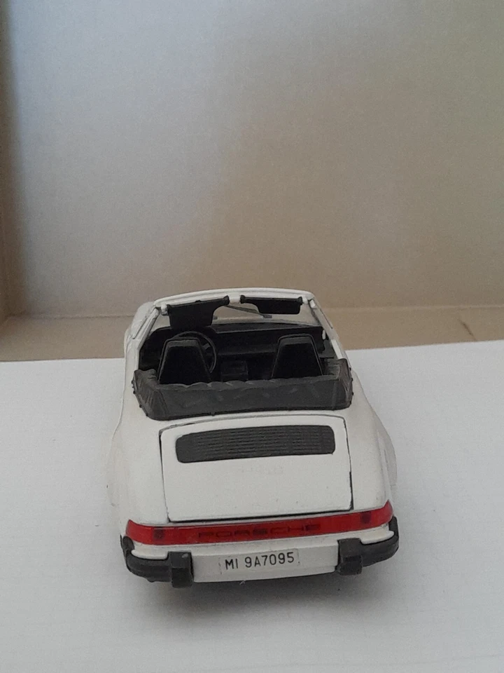Polistil metallo - Porsche 911 SC - scala 1/25 - Immagine 3 di 4