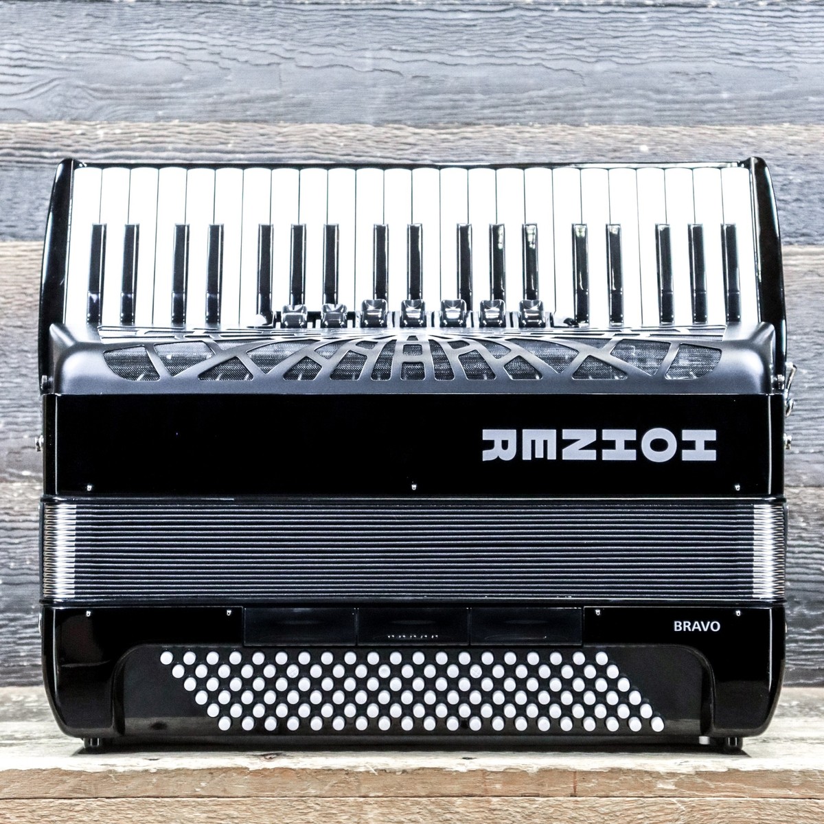 HOHNER.41鍵盤120ベース.BRAVOⅢ120現行販売中型故障無し Hohner Bravo III 120 Black 120-Bass 41-Silent Key 3-Voice Piano