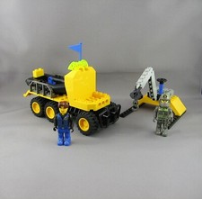 Lego set 4606 Aqua Res-Q Transport – 39 Pieces – 2 Minifigs – Jack Stone