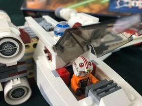 RETIRED Lego 9493 Star Wars X Wing Fighter (100% COMPLETE WITH MINI-FIGS) 2012 