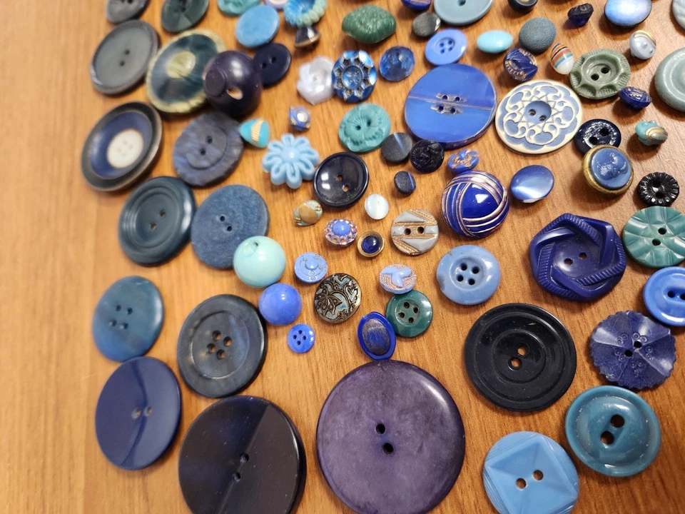 Buttons Lot of 150 Pieces Blues Assorted Vintage & Antique - Image 3 of 4