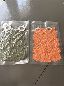 2 Bags Of Ballons Green Samon