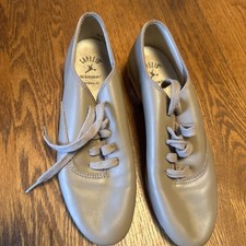 Capezio Youth Girl Size 3.5 Tan Tap Shoes