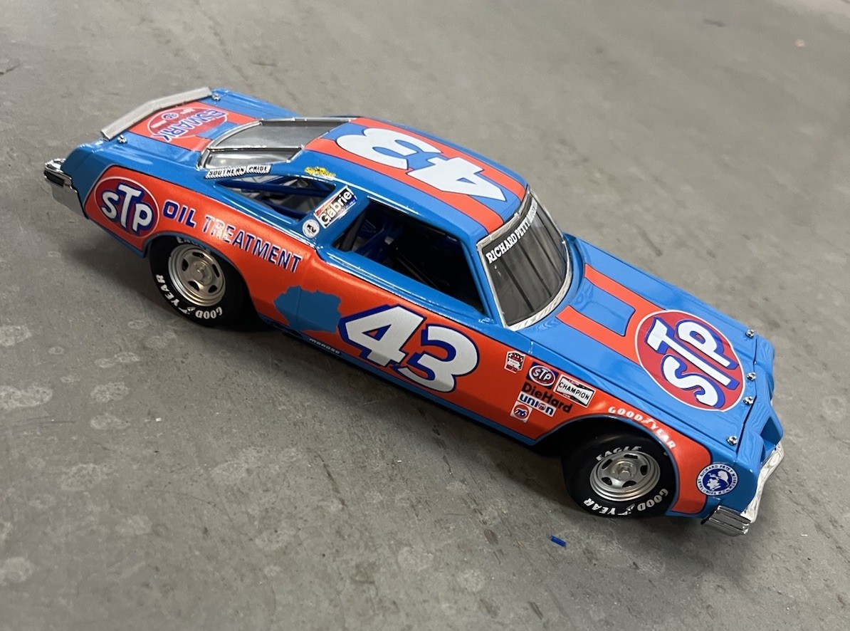 Franklin Mint Richard Petty 1977 STP #43 Oldsmobile Daytona 500