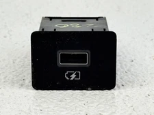 22-25 INFINITI QX60 USB CHARGER CHARGING PORT POWER SOCKET UNIT OEM