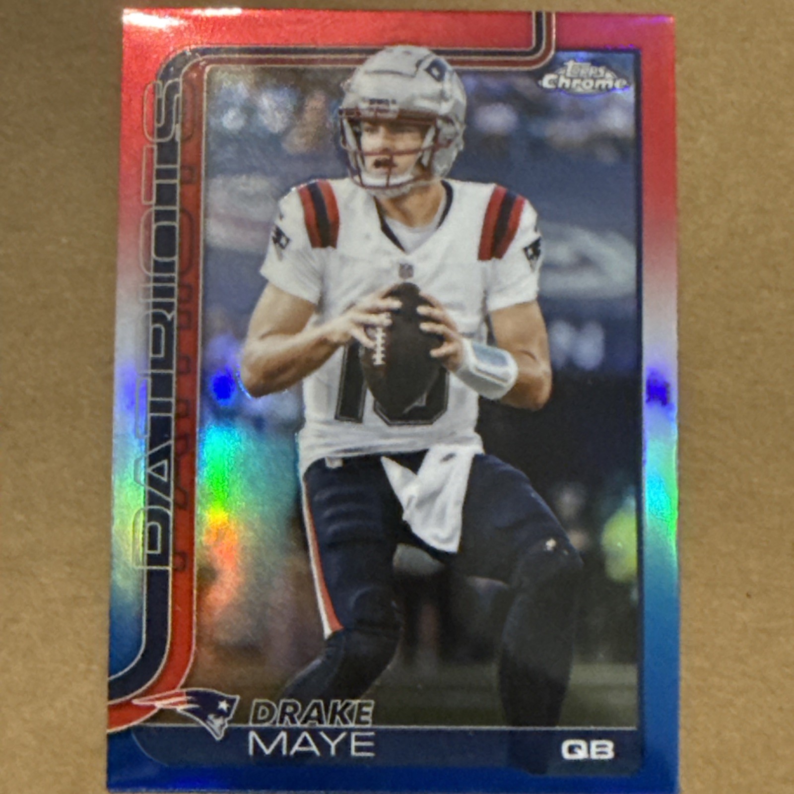 2025 Topps Chrome - Drake Maye #207 Red White & Blue Refractor