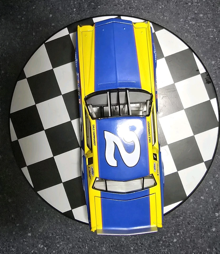 Dale Earnhardt #2 Novato del Año 1979 Monte Carlo Acción Diecast Escala 1:24 Foto 3 de 4