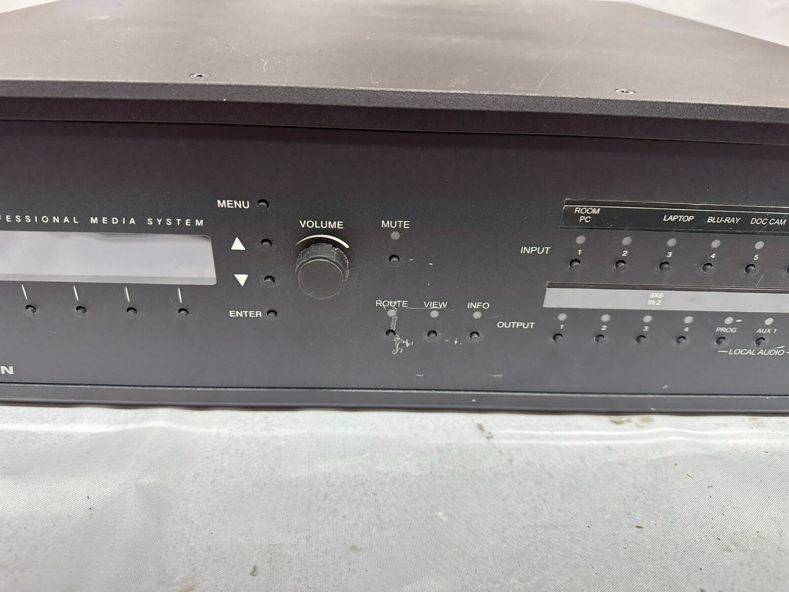 Picture 3 of 9