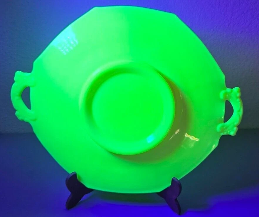 12.5 英寸复古芬顿处理铀凡士林玻璃蛋糕盘支架发光罕见! — 第 3/4 张图片