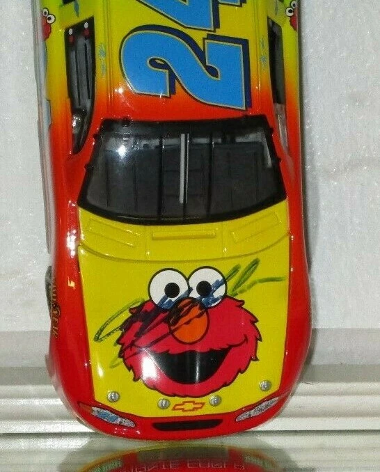 2002 RCCA Jeff Gordon #24 SESAME STREET AUTOGRAPHED 1/24 CLUB CAR BANK W/JSA COA - Image 2 of 4