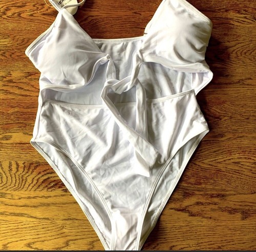 qearal white one piece bathing suit L New W/tags - Picture 2 of 12