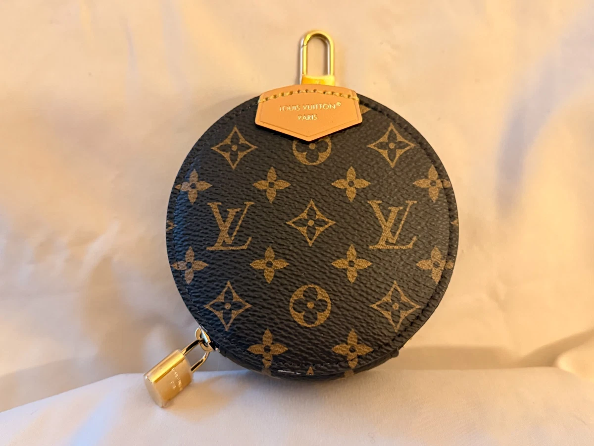 Louis Vuitton Makeup Makeup Cases for sale | eBay