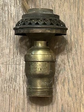 VINTAGE BRASS LAMP SOCKET BY ARROW.