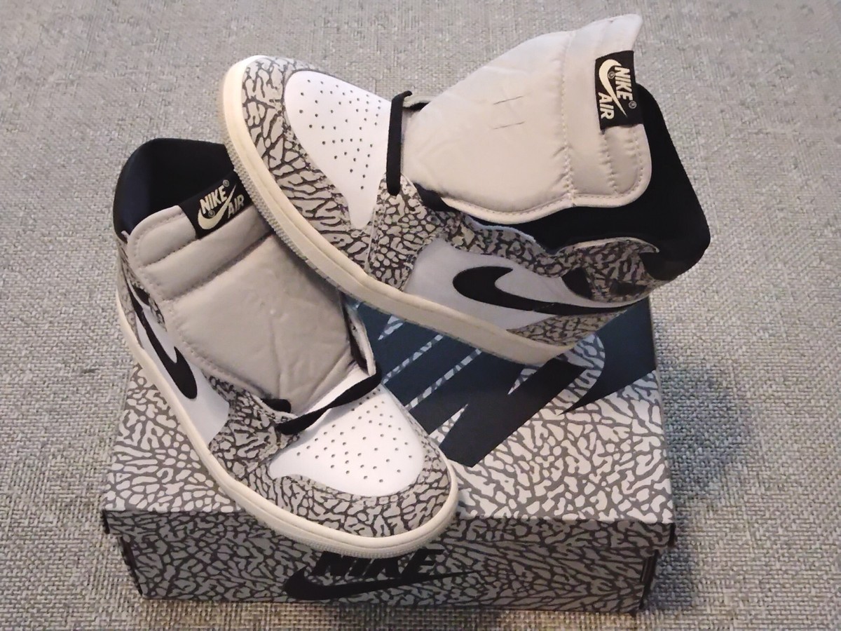 Nike Air Jordan 1 Retro High OG Tech Grey/Muslin - Black