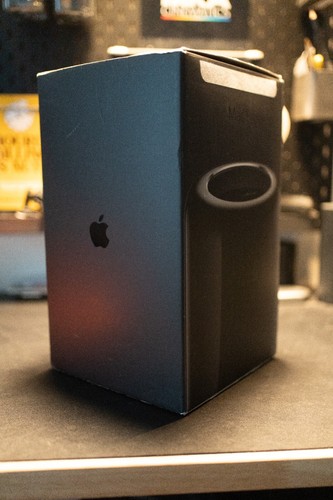 Apple Mac Pro (ITB, Quad-Core Xeon 3.7G, 32GB ECC RAM) - Mint Condition, w/Box - Afbeelding 3 van 9