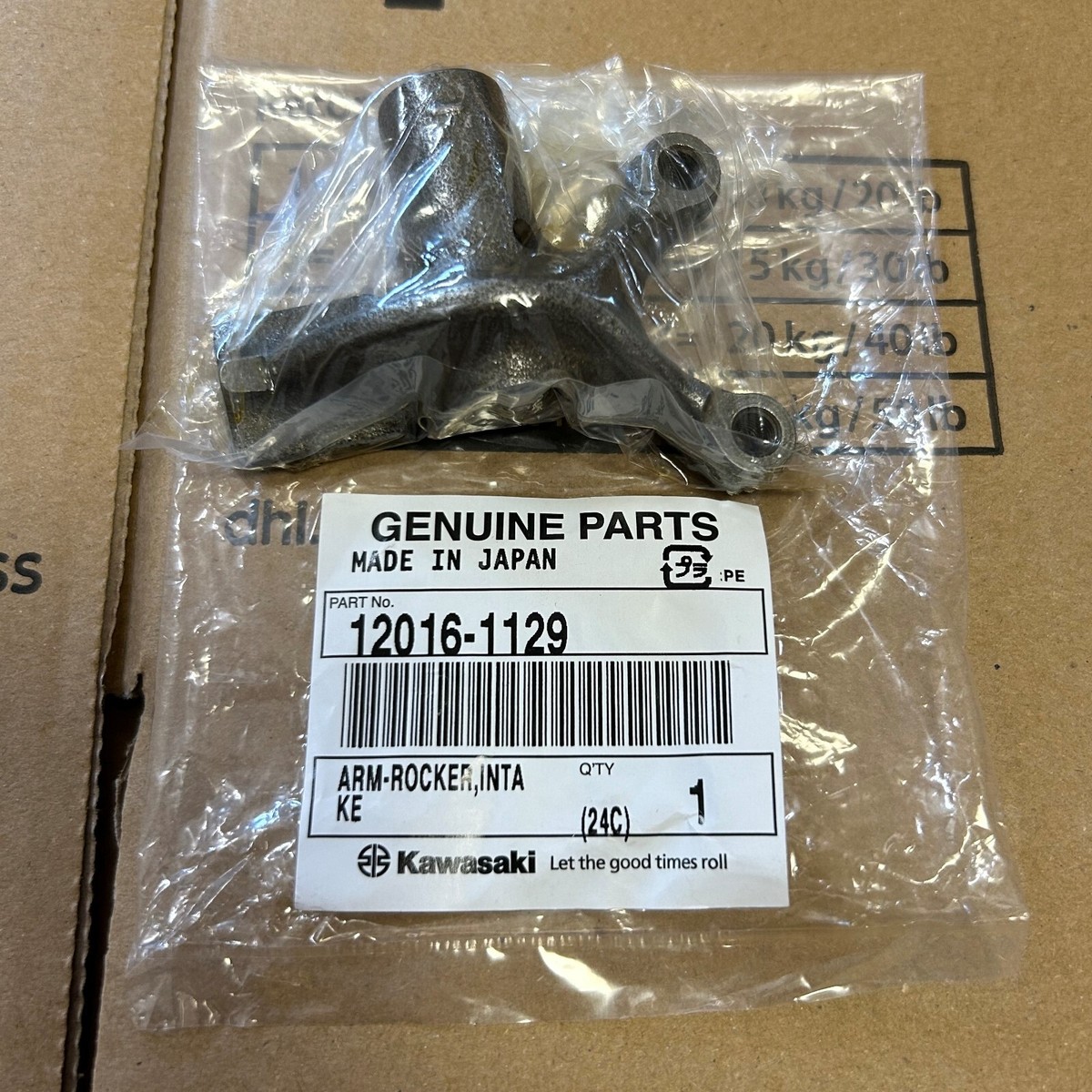 NEW】Kawasaki Genuine ROCKER ARM INTAKE 12016-1129 Direct From