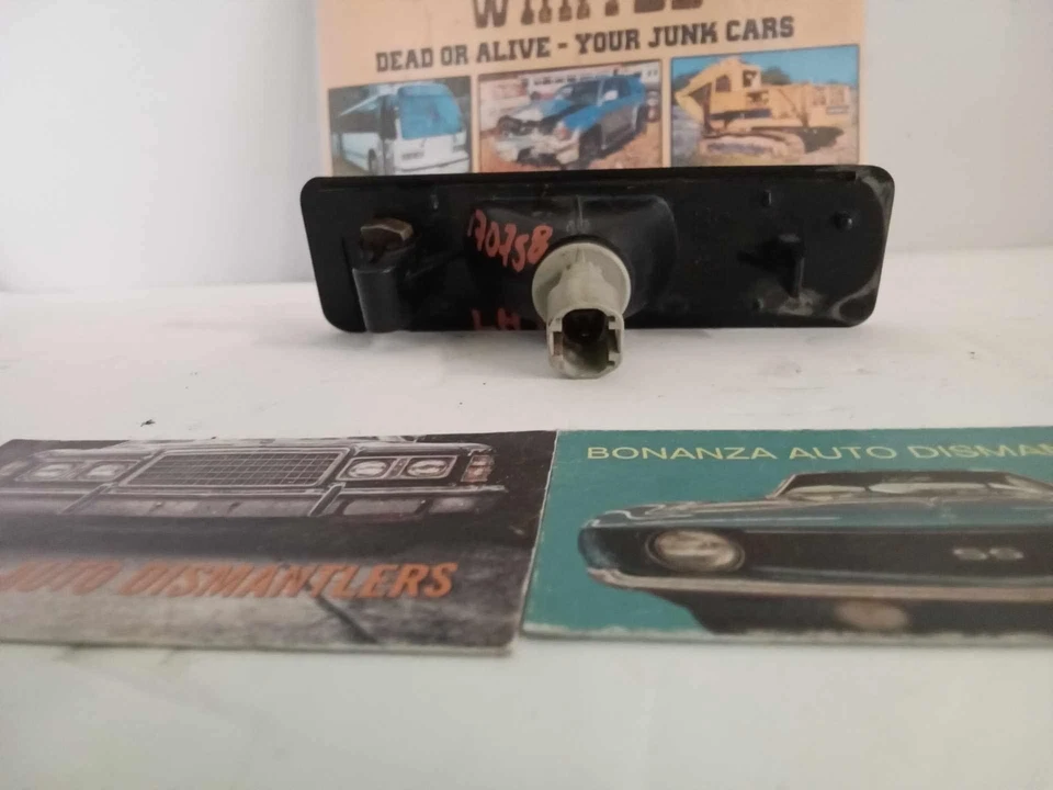 MARCADOR DELANTERO CHEVY GEO TRACKER 90-98 (montado en guardabarros); LH (conductor) OEM USADO Foto 4 de 4