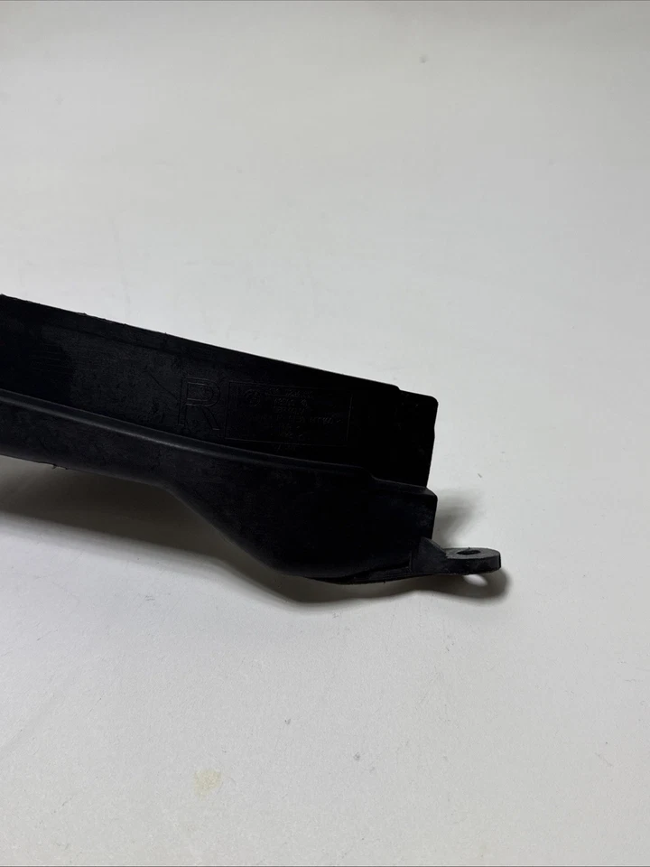 BMW 535I Xdrive 2011-2016 - cortafuegos derecho/cubierta del capó 7204336 usado OEM Foto 4 de 4