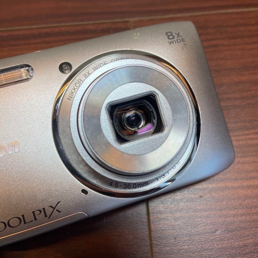 【美品 スマホ転送可能】Nikon ニコン COOLPIX S3600 シルバー Nikon COOLPIX S3600 ❤️スマホ転送 クールピクス ニコン