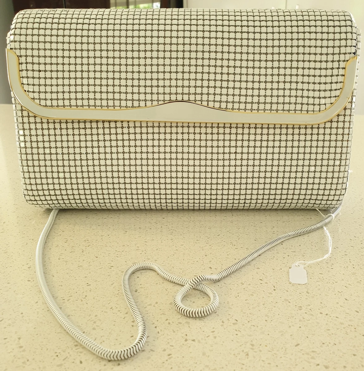 Glomesh clutch hotsell