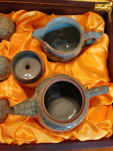 Longquan Huaxia Celadon Porcelain Tea Set Pot 6 Cups Cracking Porcelain Wood Box - Picture 3 of 12