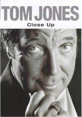 Tom Jones: Close Up - Hardcover By Lucy Ellis - VERY GOOD