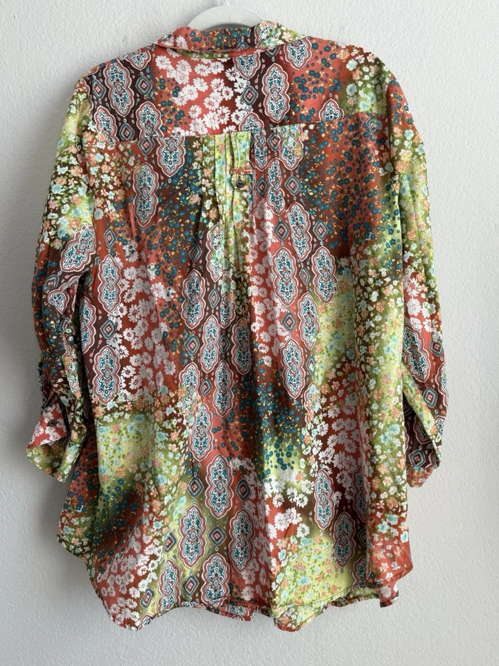 S.L.B. 女士 1X 束腰上衣纽扣花卉雏菊波西米亚嬉皮卷袖 — 第 2/4 张图片