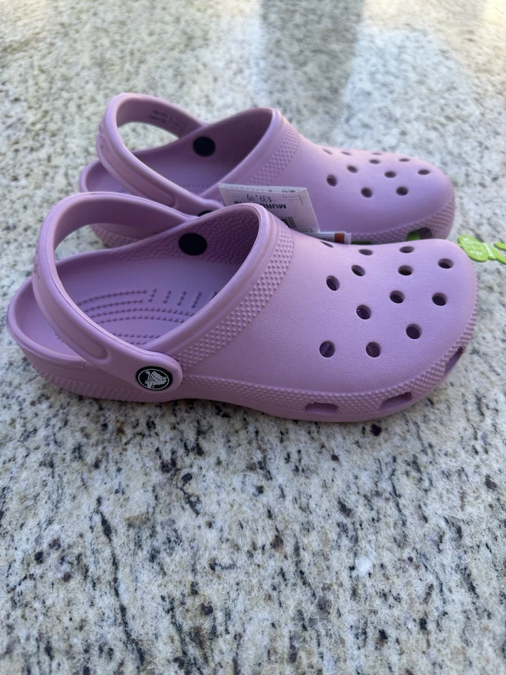 Tamanco Crocs Classic K Big Kids (idades 5+) J4 US Hydrangea 206991-5BX novo com etiquetas - Imagem 2 de 4