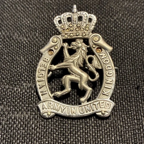 BELGIAN ARMY IN UNITED KINGDOM WW2 METAL CAP BADGE Nice Condition See Pics