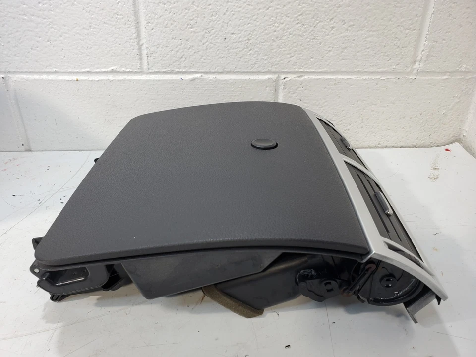 2006-2009 Mercury Milan Center Upper Dashboard Storage w/ Vents Console Trim OEM - Imagem 2 de 4