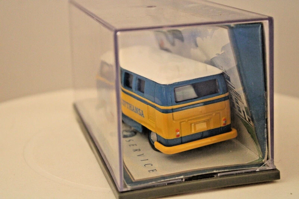 Corgi Classics 1:43s - #07001 VW Minibus "Lufthansa" Aero Service - Blue/Yellow - Image 3 of 4