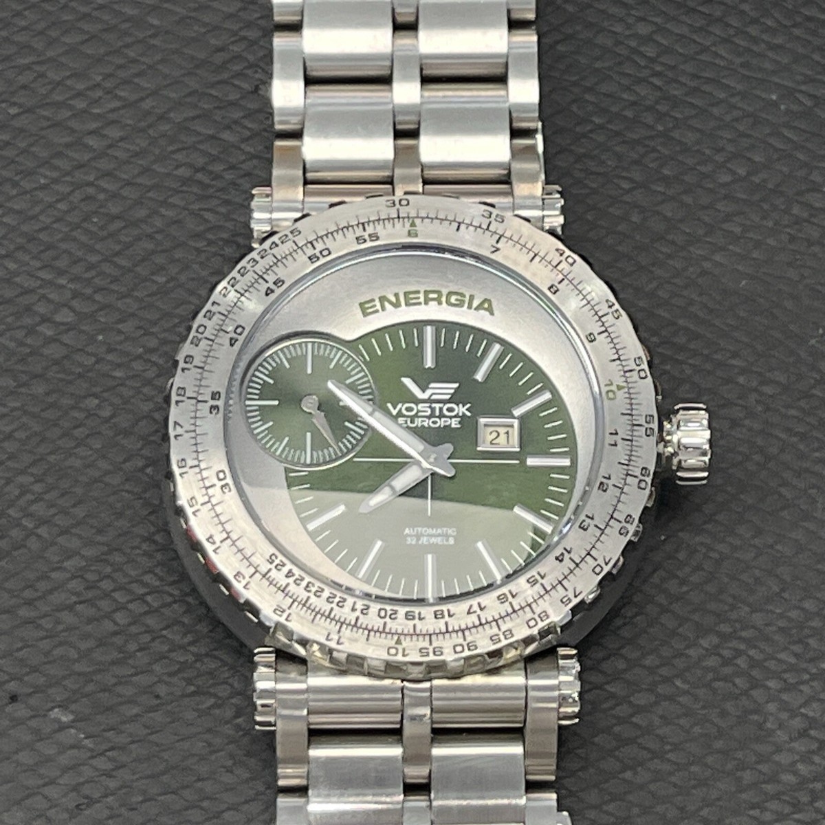 WEST. ウェッシャーツ 緑 The RESCUE!® TrapStik® for Wasps, Mud Daubers & Carpenter Bees