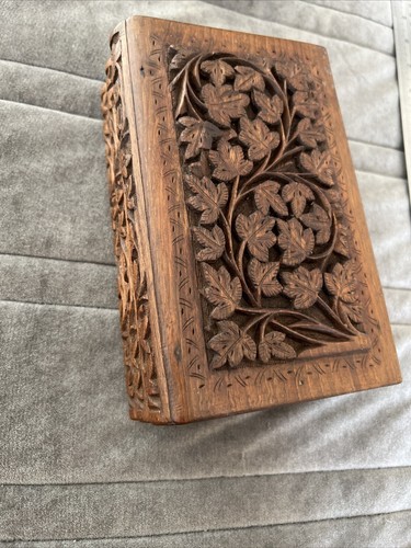 Unique Book Like Solid Wood Jewellery Trinket Box With Secret Lock Hand Carved - Picture 11 of 13