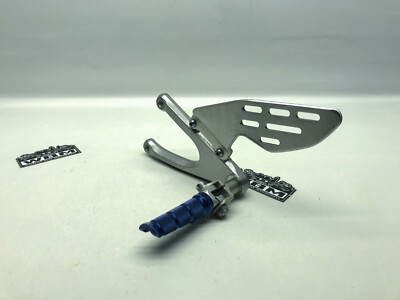 Yamaha R1 4C8 (2) 07' Left LH Riders foot rest hanger peg Fussraste